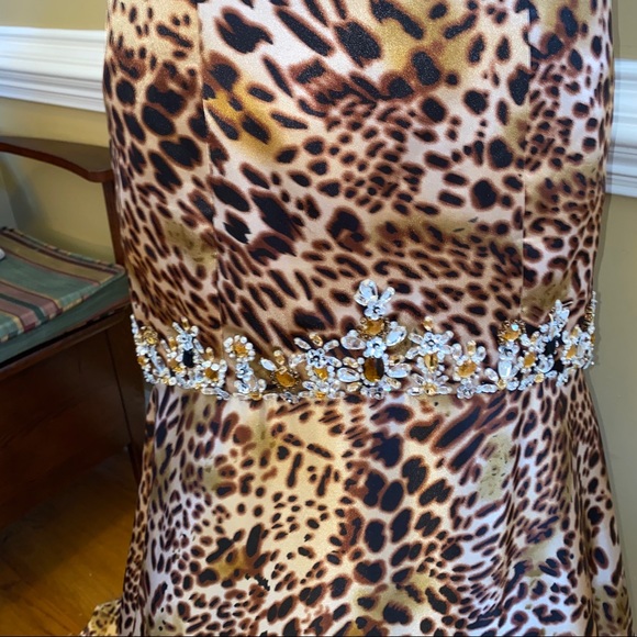 Mori Lee Leopard beaded gown - Picture 7 of 9